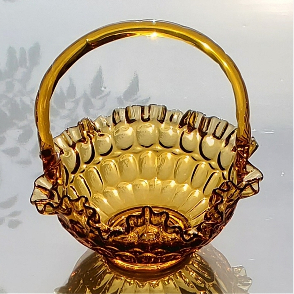 Vntg "Thumbprint" 8 1/4 Amber Basket by Fenton